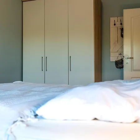 W28 Cutty-sark Apartment *